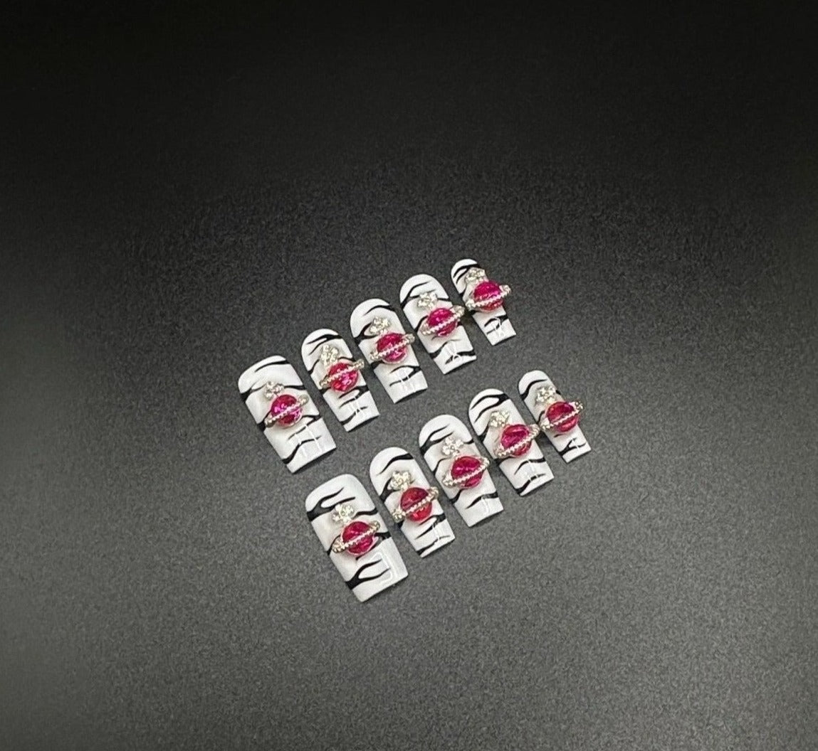 Westwood Wonderful Safari Press-on Nails