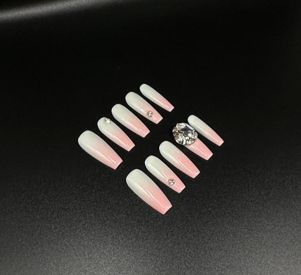 Soft Blush Luxe Press-on Nails
