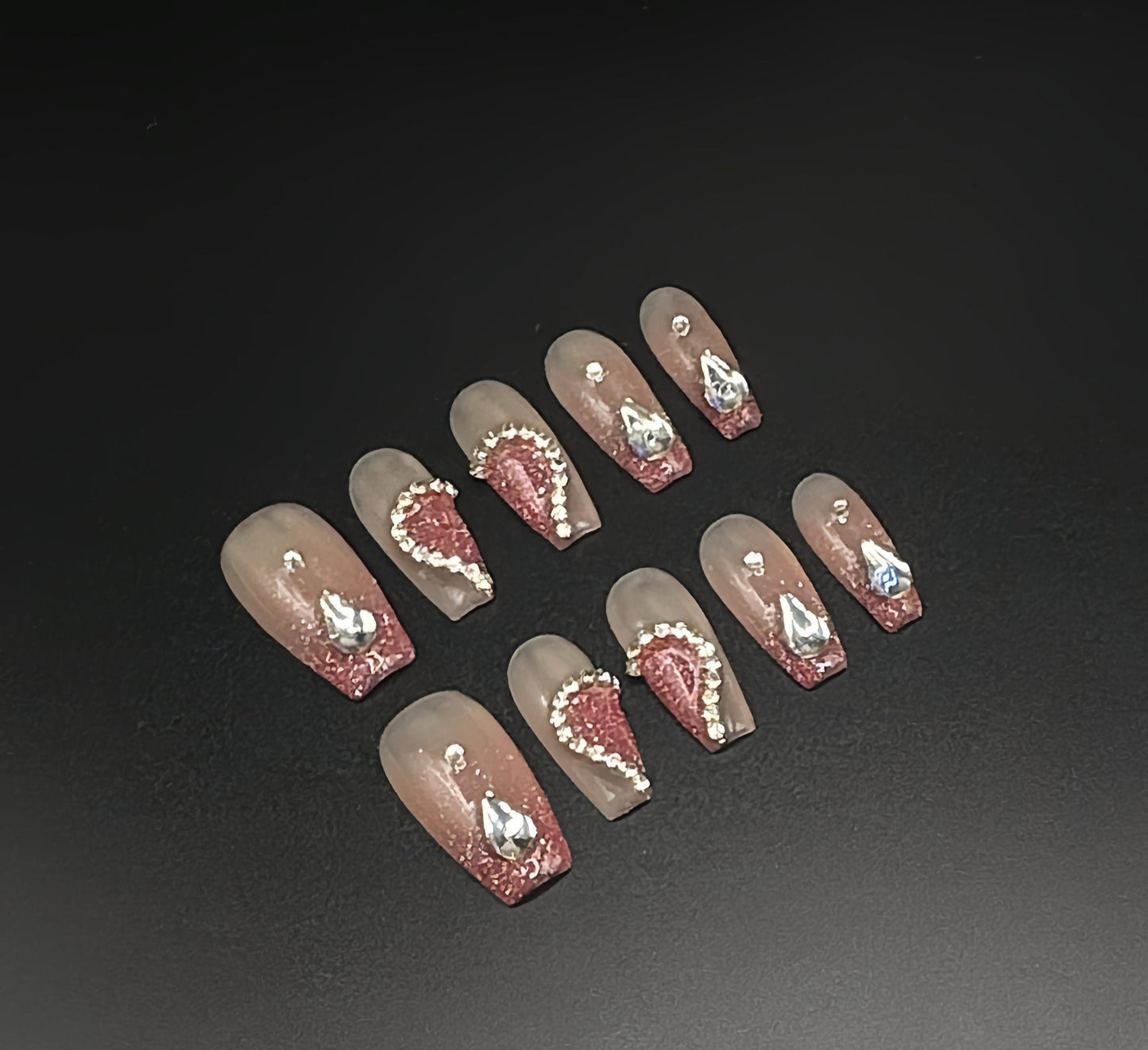Rainy Heart Press-on Nails